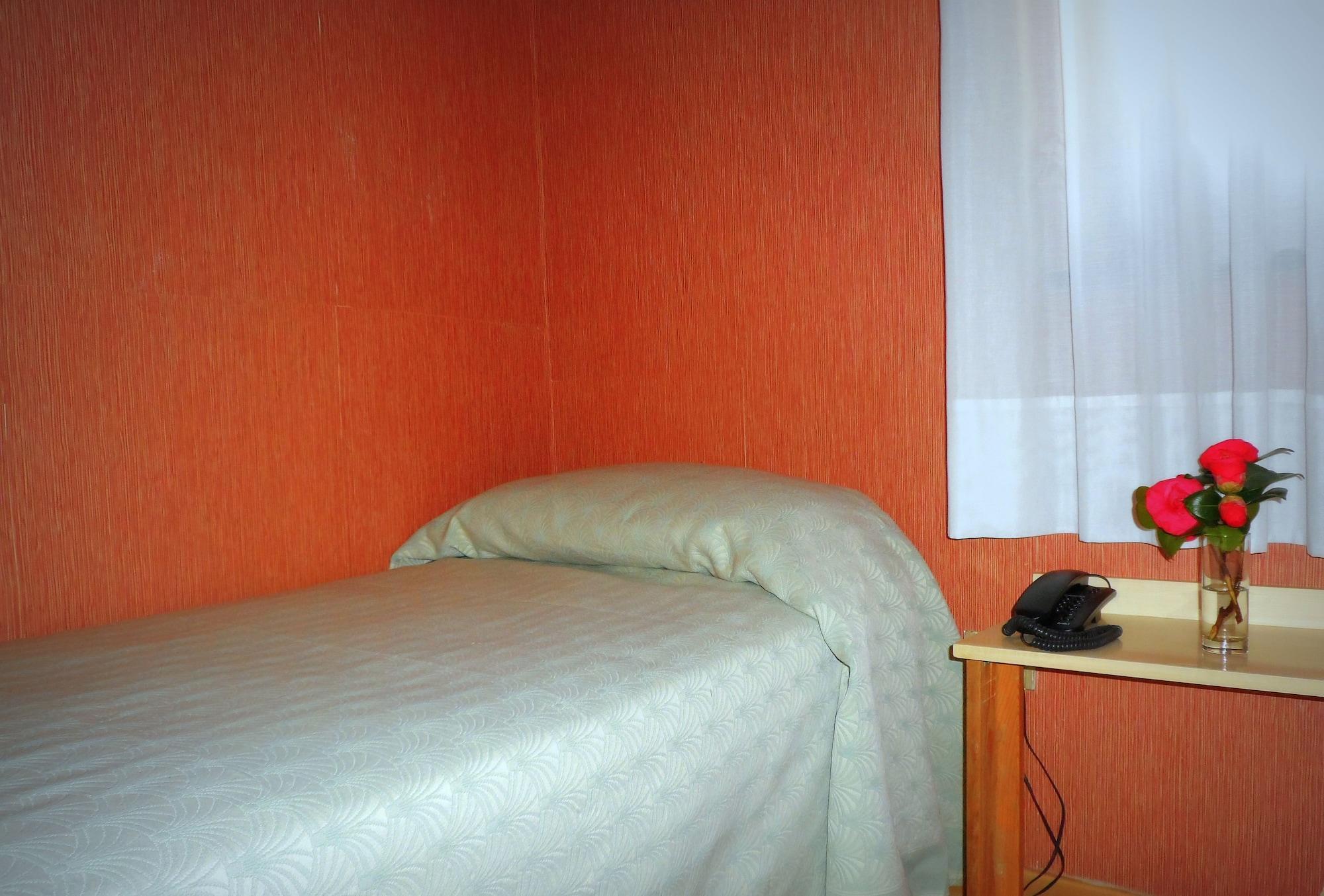 Hotel Diecimare กาวา เด ตีร์เรนี ภายนอก รูปภาพ