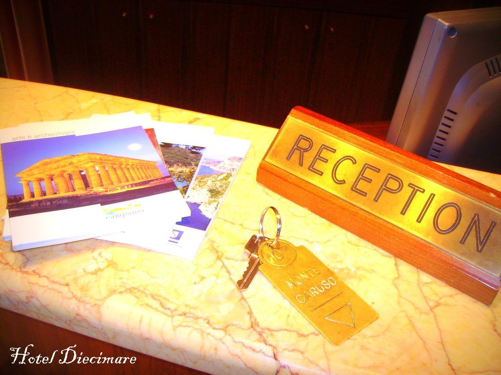 Hotel Diecimare กาวา เด ตีร์เรนี ภายนอก รูปภาพ