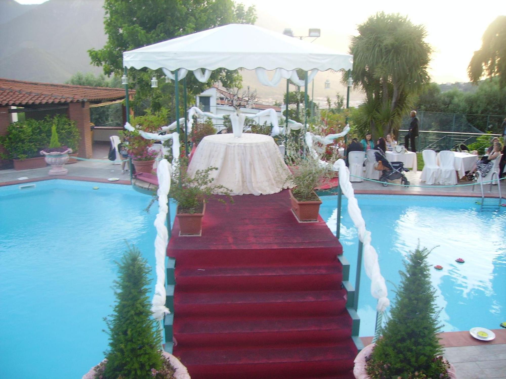 Hotel Diecimare กาวา เด ตีร์เรนี ภายนอก รูปภาพ