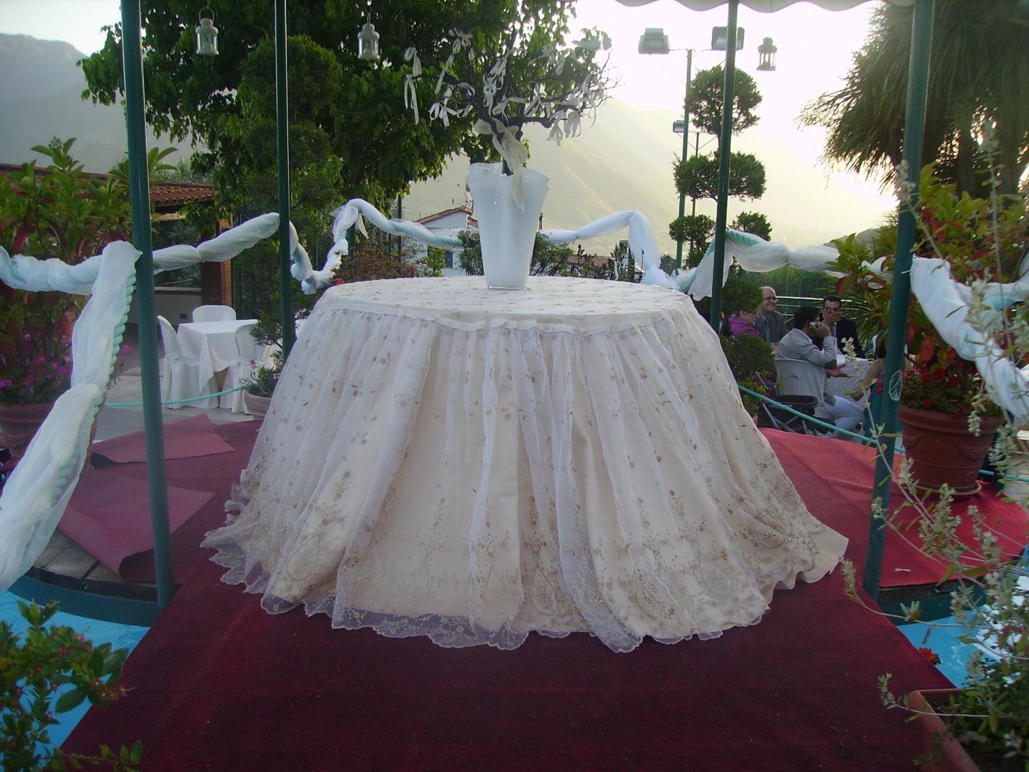 Hotel Diecimare กาวา เด ตีร์เรนี ภายนอก รูปภาพ
