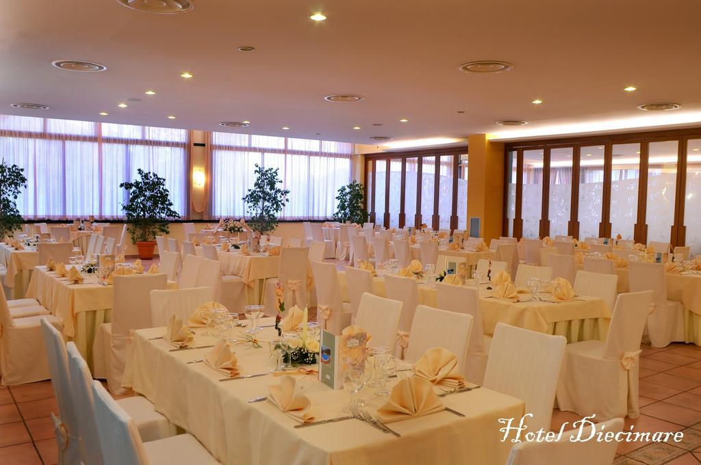 Hotel Diecimare กาวา เด ตีร์เรนี ภายนอก รูปภาพ