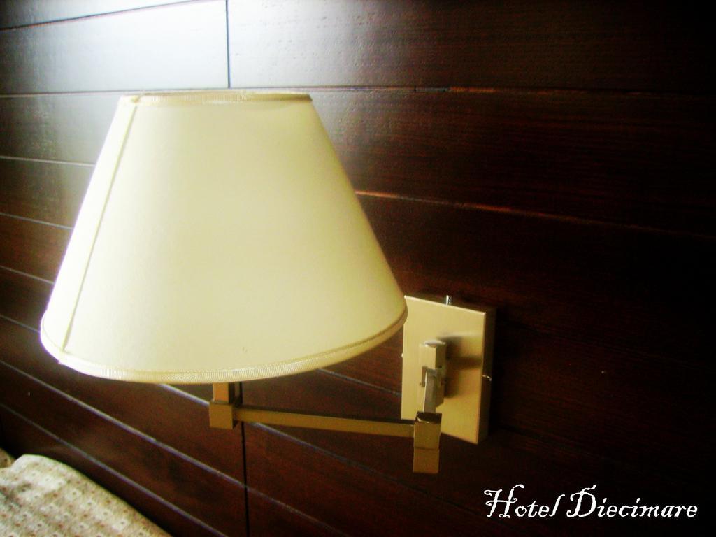 Hotel Diecimare กาวา เด ตีร์เรนี ภายนอก รูปภาพ