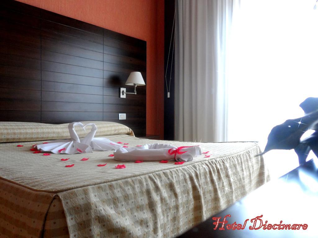 Hotel Diecimare กาวา เด ตีร์เรนี ภายนอก รูปภาพ