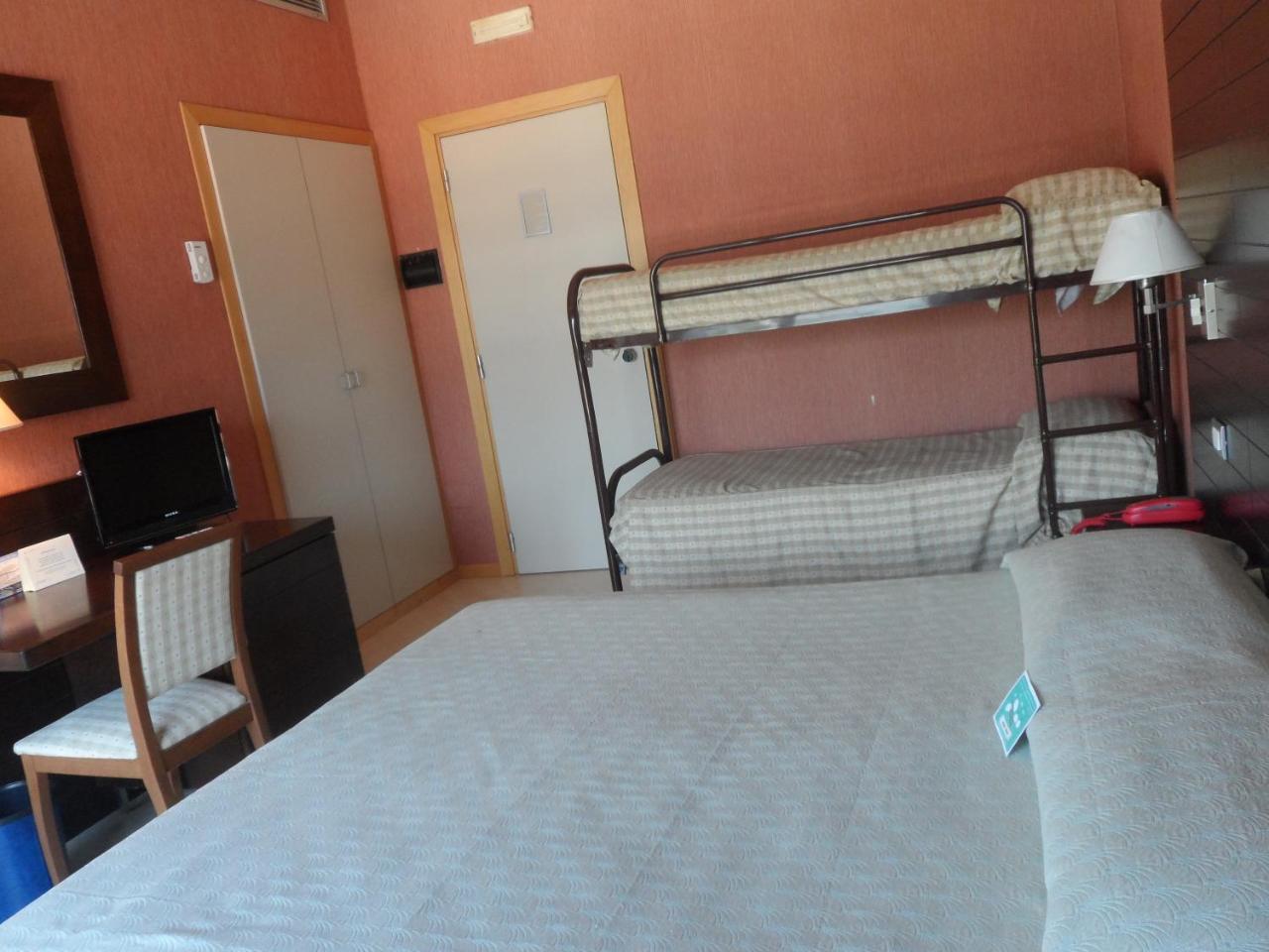 Hotel Diecimare กาวา เด ตีร์เรนี ภายนอก รูปภาพ