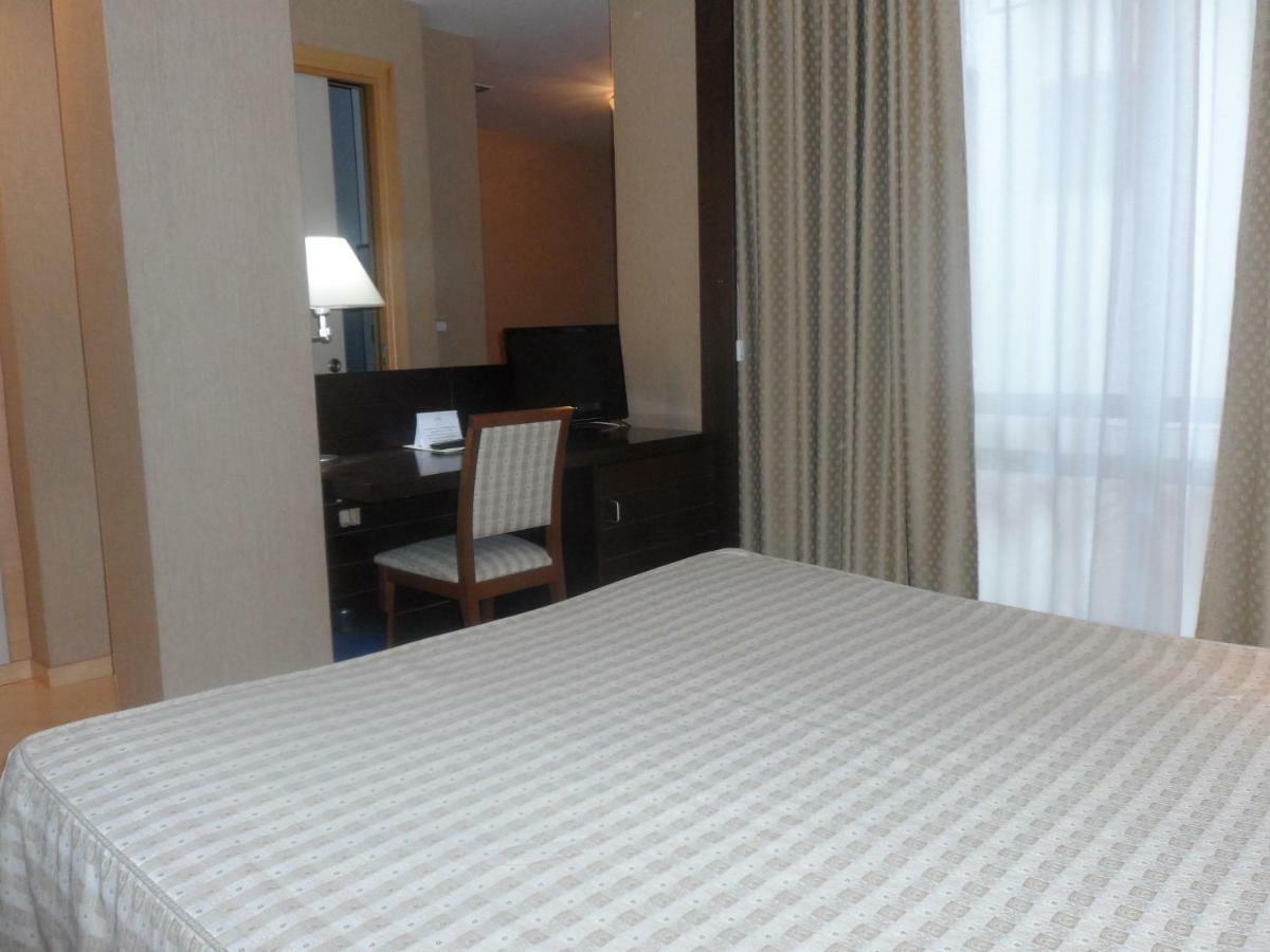Hotel Diecimare กาวา เด ตีร์เรนี ภายนอก รูปภาพ